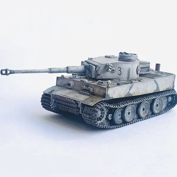 1:72 Scale German Tiger Tank Model 63112 - Image 6