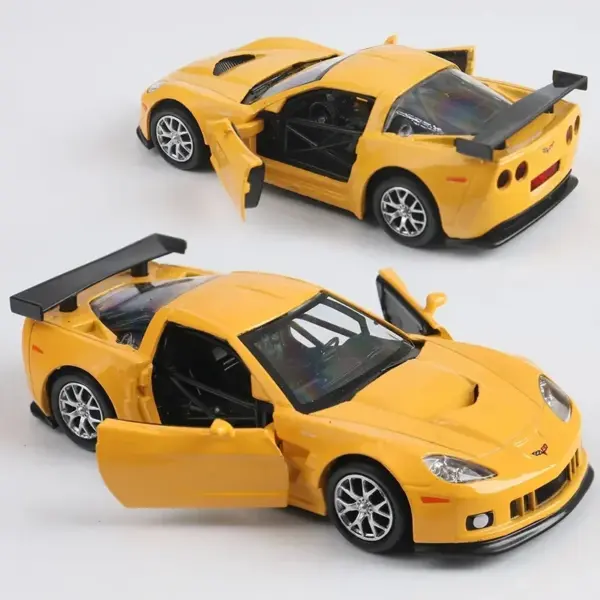 1:36 Chevrolet Corvette C6R Alloy Model Car - Image 7