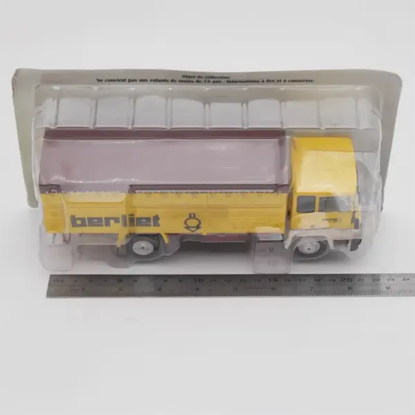 1:43 Scale Berliet GR Diecast Truck Model - Image 5