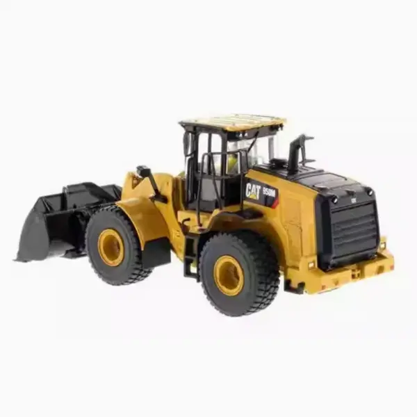1:50 Scale CAT 950M Wheel Loader Model - Image 3