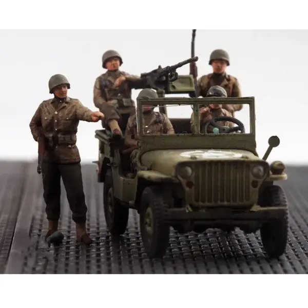 1:72 Scale Model Set of 5 American Soldiers - Image 3