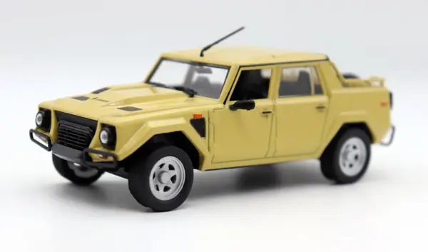 1/43 Scale LM002 Military Diecast Model Vehicle - Image 2