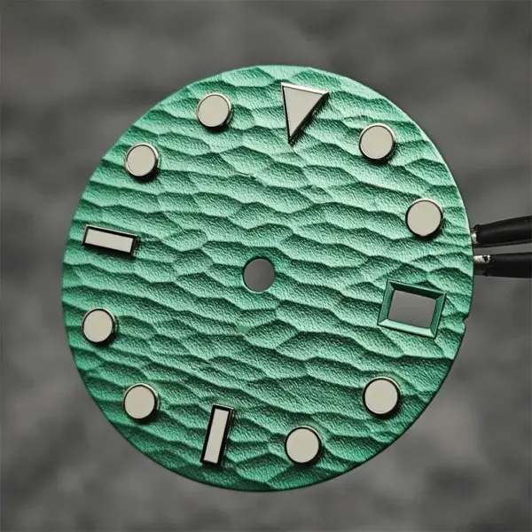 28.5mm Green Luminous Watch Dial for NH35/36 - Image 4