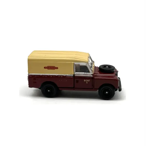 1:120 Diecast Alloy Land Rover LWB Model - Image 4