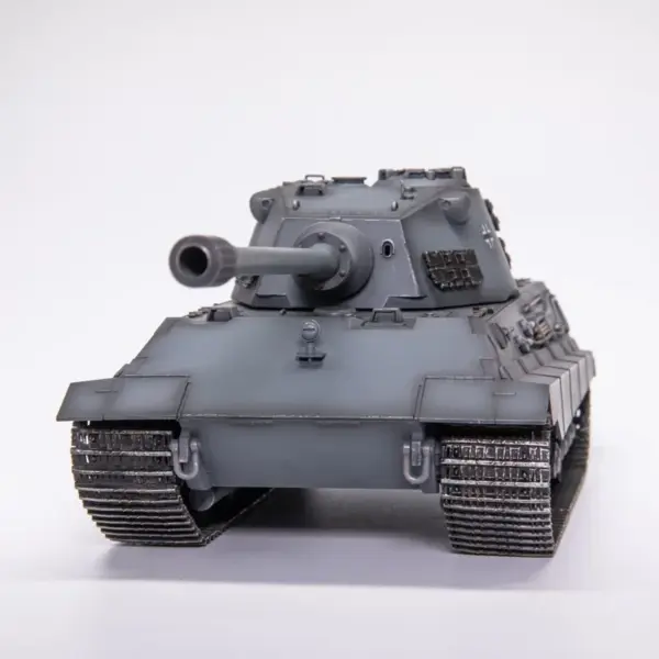 1:35 Scale E-75 Heavy Tank Model Collectible - Image 3