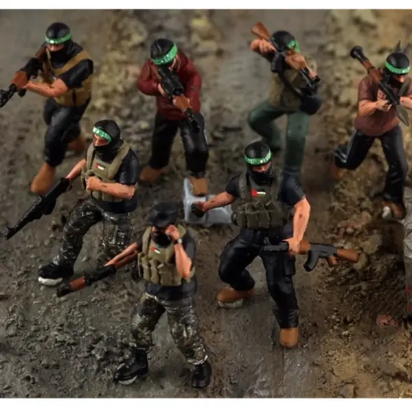 1/72 Scale 7 Pack Soldier Model Figures - Image 2