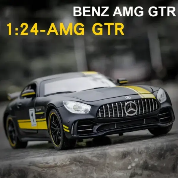 1:24 Mercedes Benz AMG GTR Diecast Model