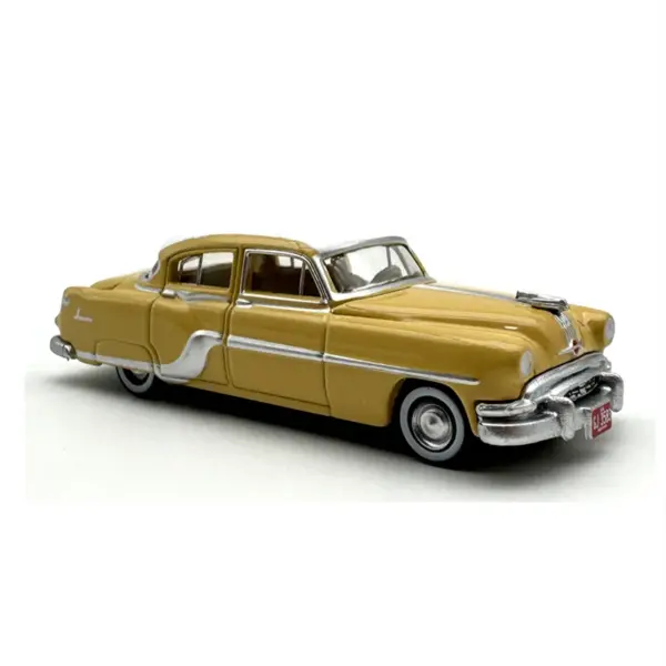 1:87 Scale Diecast Pontiac Chief Collectible Model