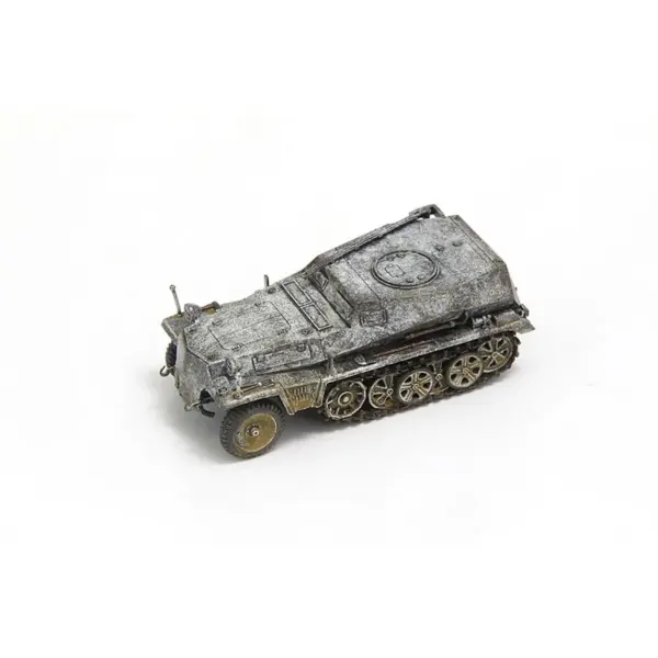 1:72 German SDKFZ 253 Military Vehicle Model