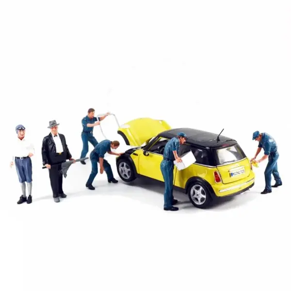 1:18 Scale Resin Repairman Model Set of 3 - Image 4