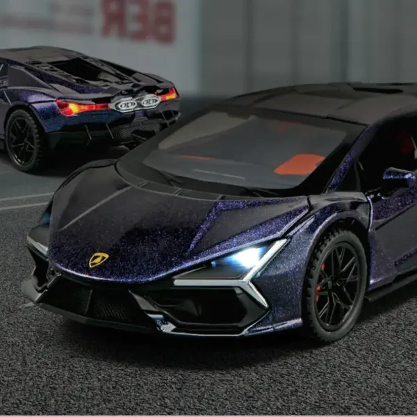 Lamborghini Revuelto 1:32 Diecast Model Car - Image 3