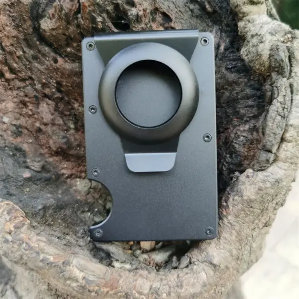 Aluminium Wallet with Airtag Holder for Cards - Image 11