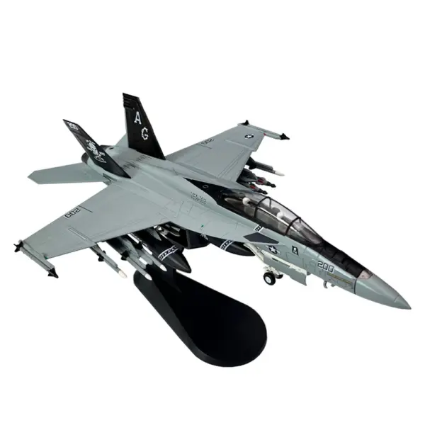 1/72 Scale Diecast F-18 Super Hornet Model - Image 4