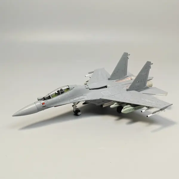 1:100 Scale J-16 Military Aircraft Model