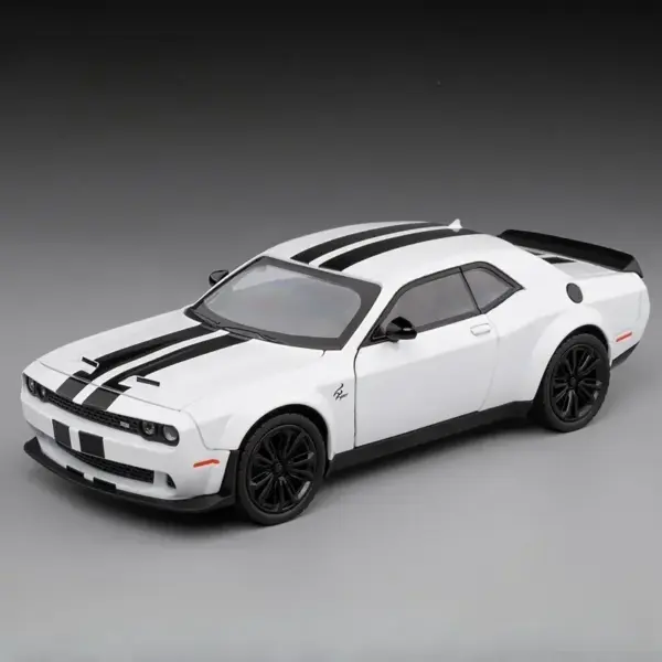 1:22 Alloy Dodge Challenger SRT Hellcat Model - Image 8