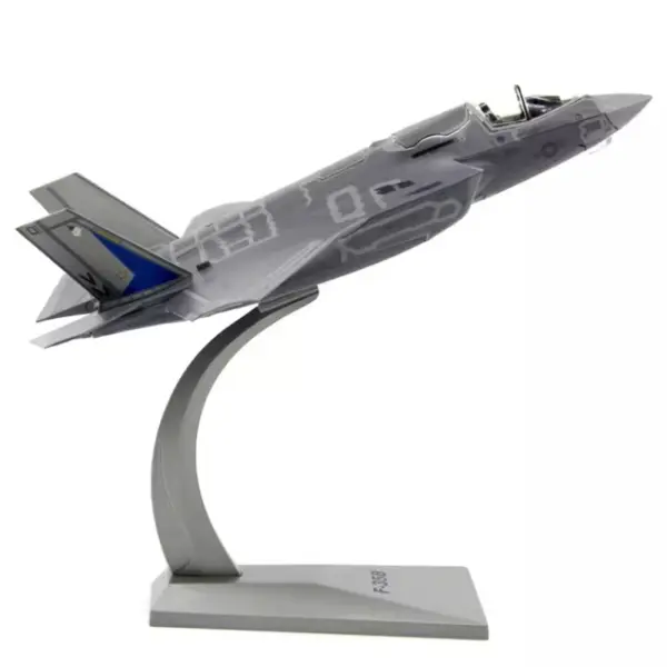 1:72 Scale U.S. Air Force F-35B Model - Image 2
