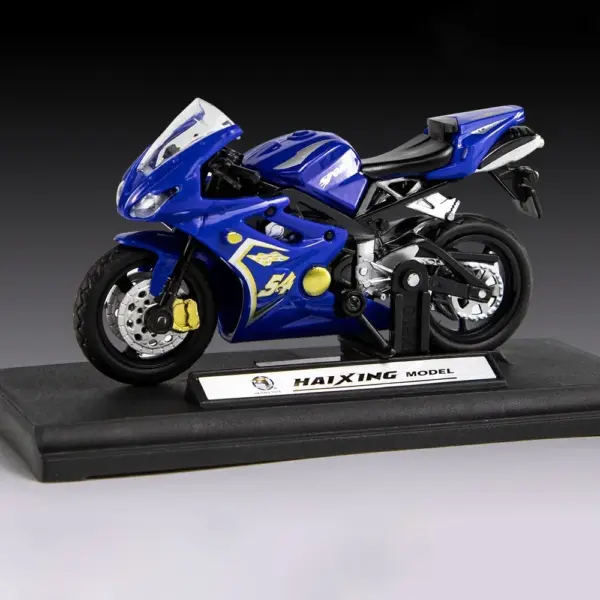 1:18 Scale Triumph 675 Diecast Motorcycle Model - Image 7