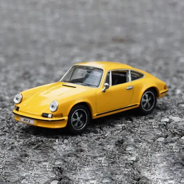 Diecast 1:43 Porsche 911 S Coupe Model - Image 4