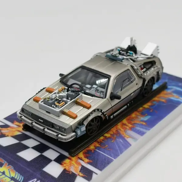 Diecast 1:64 Scale DeLorean Model Car - Image 5