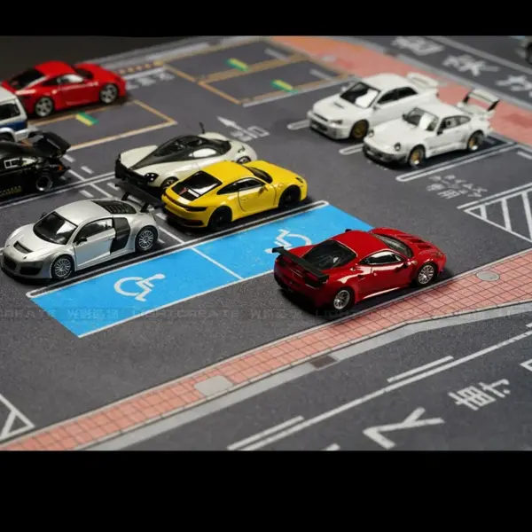 1:64 Scale City Road Scene Mat - Image 2