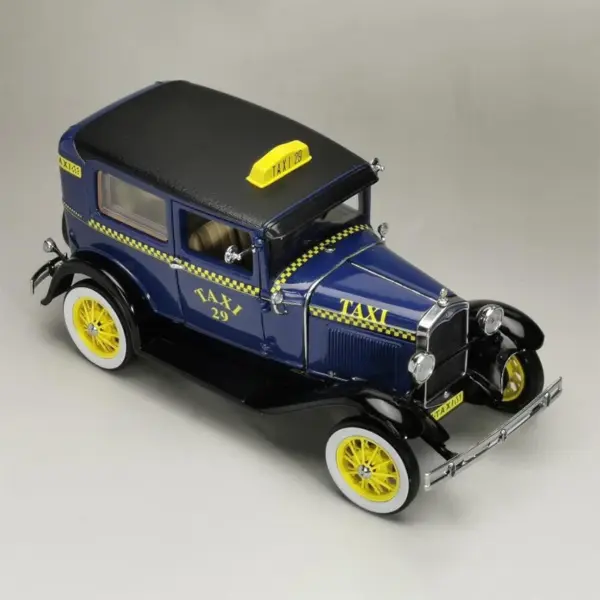 1/18 Scale 1931 Ford A Tudor Taxi Model - Image 2
