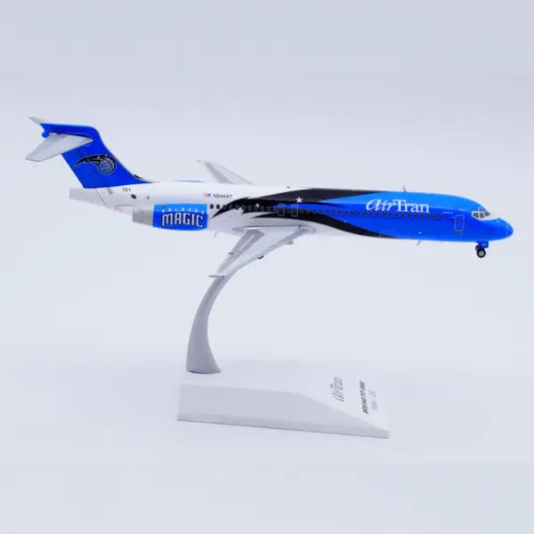 1:200 AirTran Airways Boeing 717-200 Model - Image 3