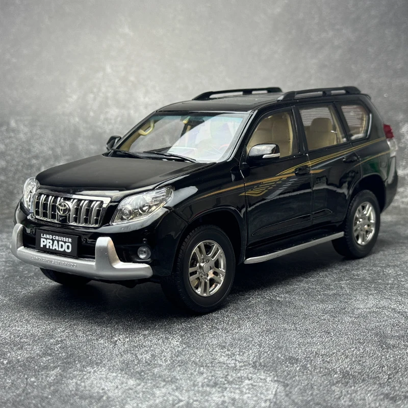 1:18 Scale Diecast Toyota Prado Model Car 9 1:18 Scale Diecast Toyota Prado Model Car - Image 9