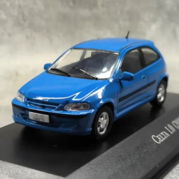 Diecast 1/43 Celta 1.0 Alloy Model Car - Image 3