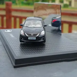 Nissan Sunny 1:43 Diecast Model Car 9 S18cdbed59a3d4f538d43c8cf00bd5f2dw