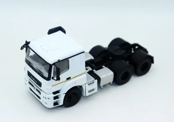 1/43 Scale KAMAZ 65206 Diecast Tractor Model - Image 6