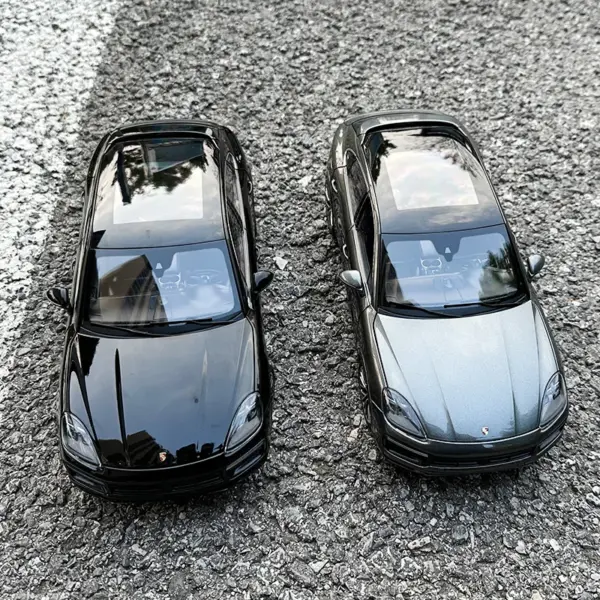 NOREV 1:18 Porsche Cayenne Turbo Model Car - Image 5