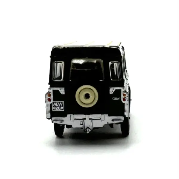 1:76 Scale Diecast Alloy Land Rover Model - Image 6