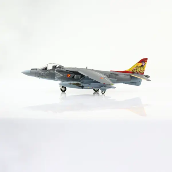 1:72 Scale Diecast EAV-8B Harrier II Model - Image 2