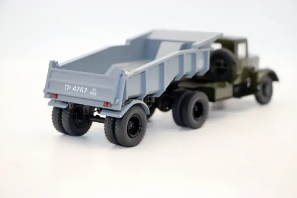1/43 Scale MAZ 200B Truck Diecast Model - Image 3