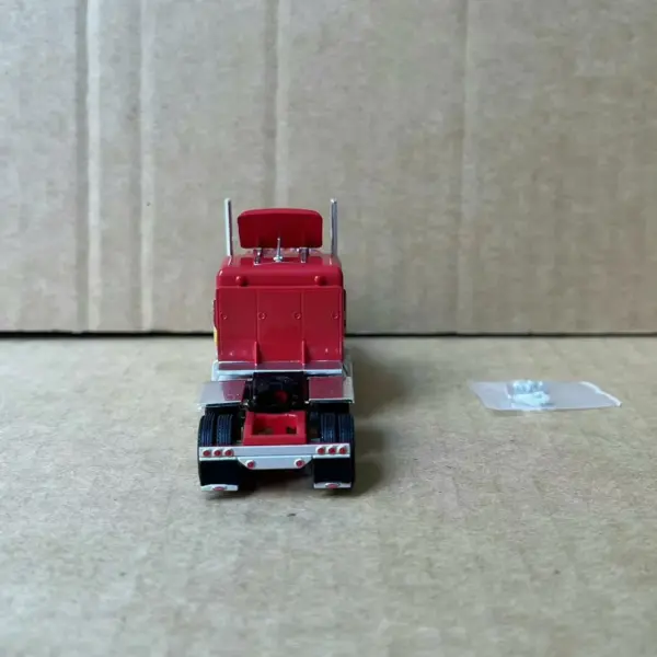 1:87 Scale HO Peterbilt 359 Truck Model - Image 5