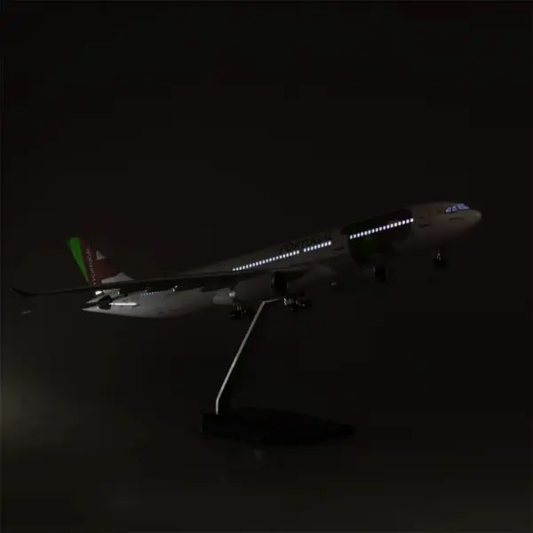 Air Portugal Airbus A330 Diecast Model 47CM - Image 8