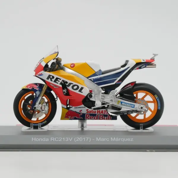 Diecast 1:18 Honda RC213V Marc Marquez Model - Image 4