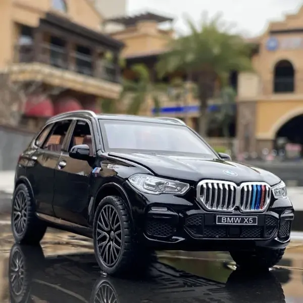 1:32 BMW X5 Alloy Model Car with Sound Light - Image 8