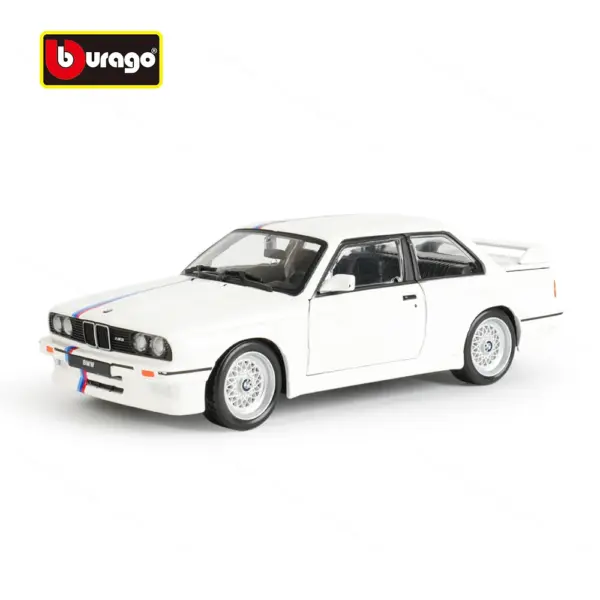 Bburago 1:24 Diecast 1988 BMW M3 Model Car