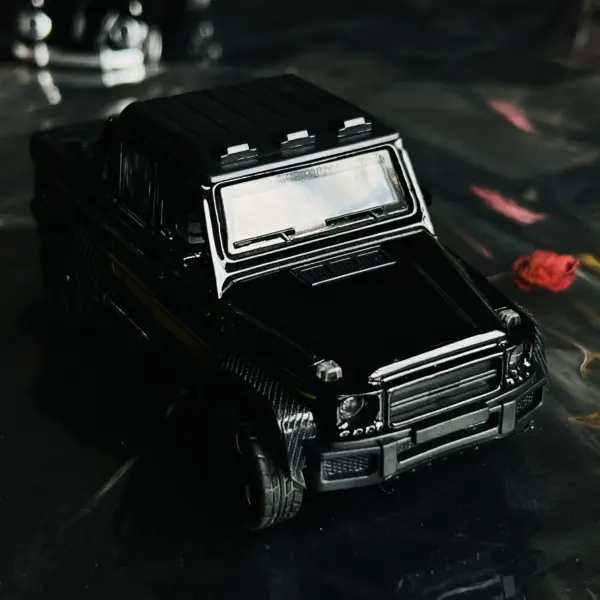Diecast Alloy Toy Simulation Car Model - Image 2