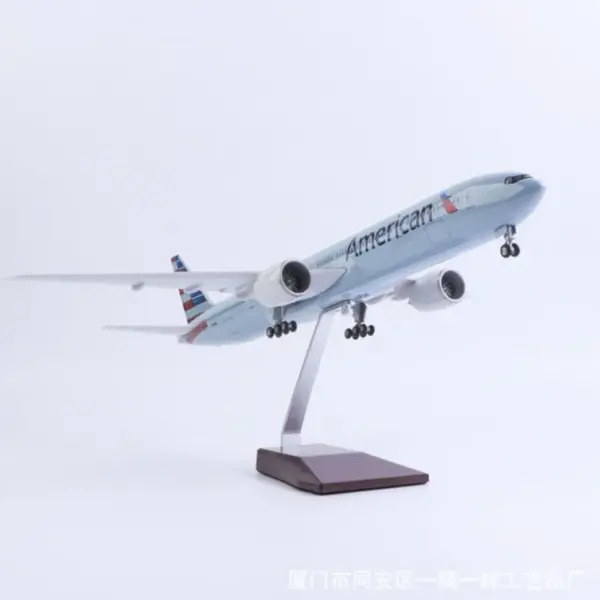 Diecast B777 Model American Airlines 47CM - Image 3