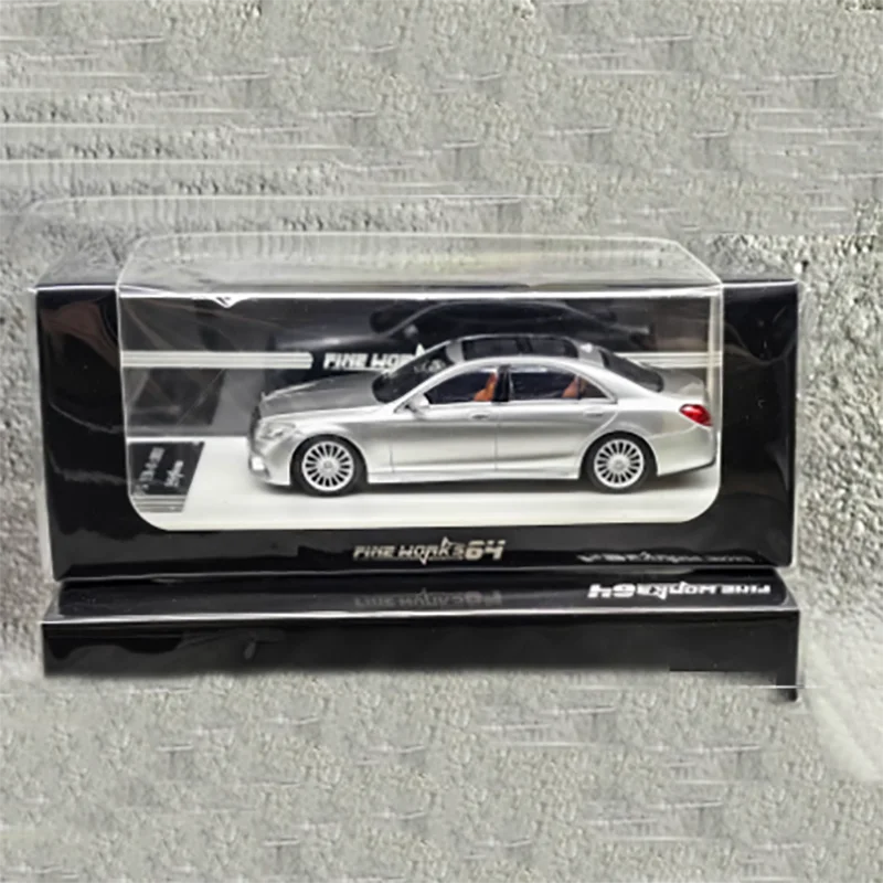 1:64 Scale Alloy Benz AMG S65 Vehicle Model 5 1:64 Scale Alloy Benz AMG S65 Vehicle Model - Image 5