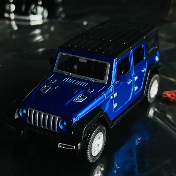 Diecast Metal Alloy Off-Road Vehicle Model - Image 2