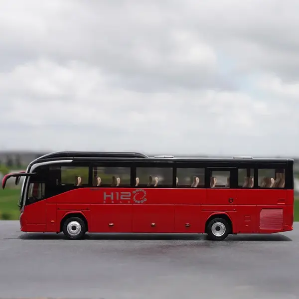 1:36 Diecast Zhongtong Bus H12 Model Vehicle - Image 3