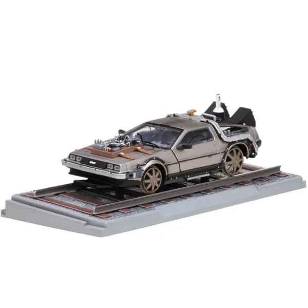 1:18 Scale DeLorean Time Machine Model DMC-12