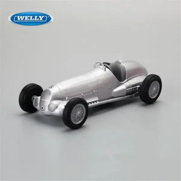 1937 Mercedes-Benz W125 Diecast Car Model - Image 3