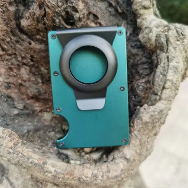 Aluminium Wallet with Airtag Holder for Cards - Image 3