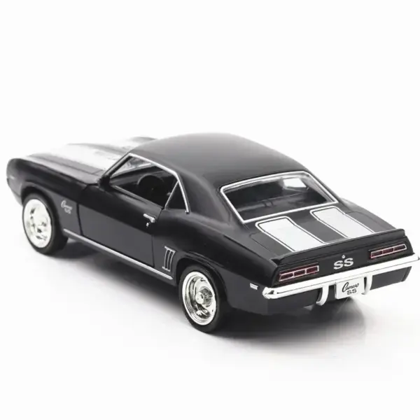 1969 Camaro SS Diecast Model Car Toy - Image 4