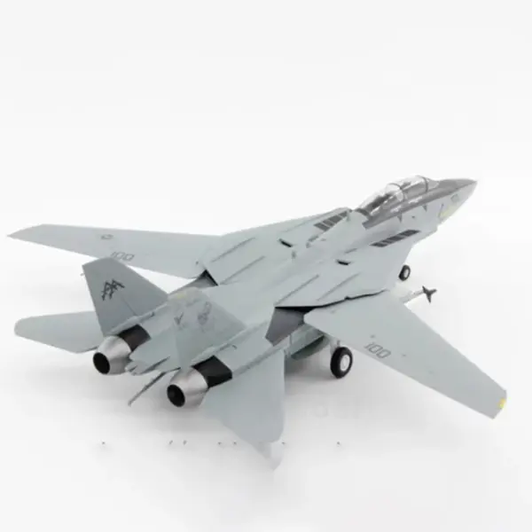1:72 Scale U.S. Navy F-14B Fighter Model - Image 4