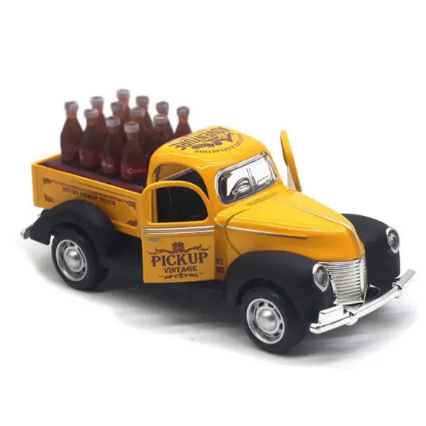 1:32 Scale Vintage Diecast Pickup Truck Model - Image 4